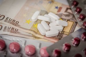 Medikamente Alter Finanzen PKV Andreas Scherff Versicherungsmakler in Mülheim